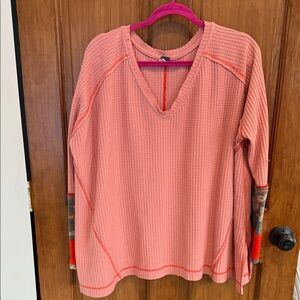 We The Free Coral V-Neck Waffle Knit Long Sleeve size small